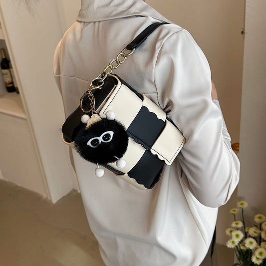 Women's Small Pu Leather Color Block Solid Color Streetwear Magnetic Buckle Shoulder Bag