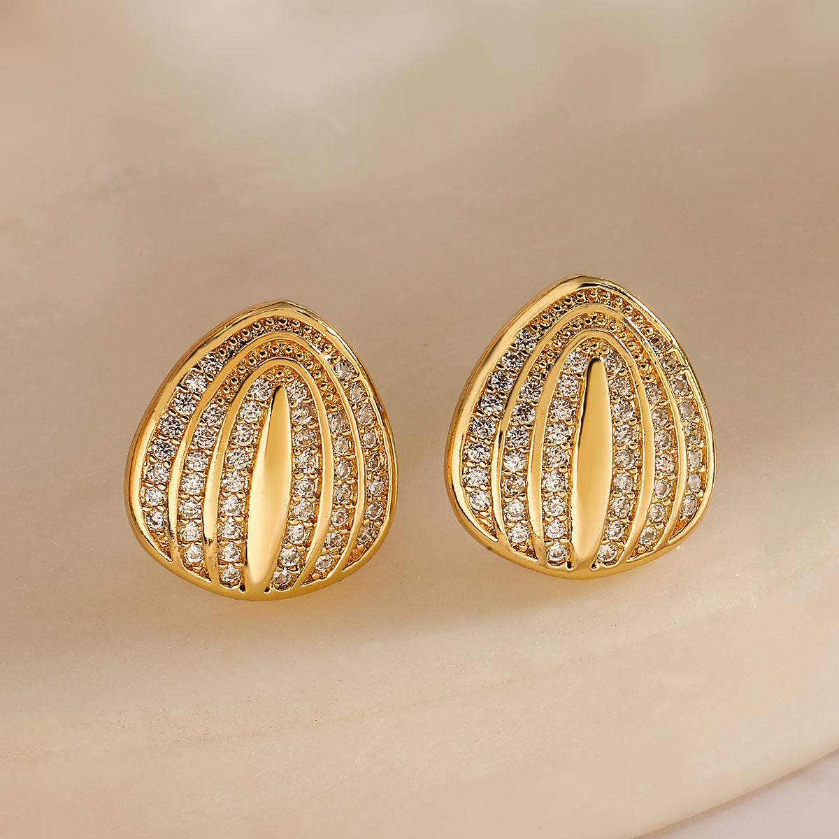 1 Pair Simple Style Geometric Inlay Copper Zircon 18K Gold Plated Ear Studs