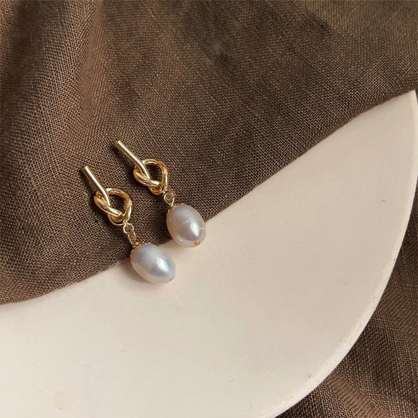 1 Pair Elegant Retro Geometric Freshwater Pearl Earrings