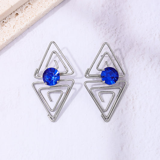 1 Pair Commute Korean Style Triangle Hollow Out Inlay Plastic Ferroalloy Rhinestones Ear Studs