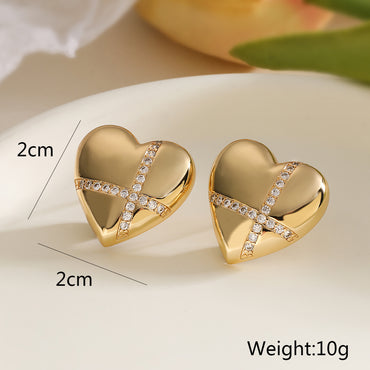 1 Pair Retro Simple Style Commute Heart Shape Inlay Copper Zircon 18K Gold Plated Ear Studs