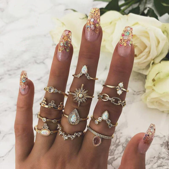 Retro Diamond-studded Turquoise Geometric Ring Set