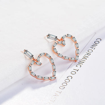 1 Pair Sweet Simple Style Heart Shape Hollow Out Inlay Copper Zircon Drop Earrings