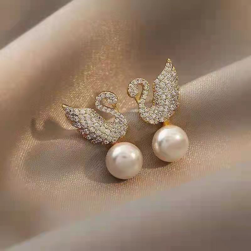 1 Pair Modern Style Simple Style Heart Shape Flower Bow Knot Inlay Alloy Rhinestones Drop Earrings Ear Studs