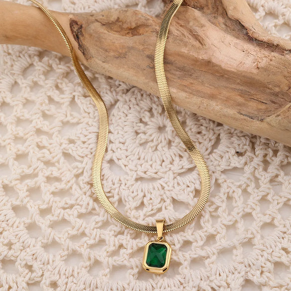 201 Stainless Steel 304 Stainless Steel 18K Gold Plated Simple Style Inlay Square Natural Stone Pendant Necklace