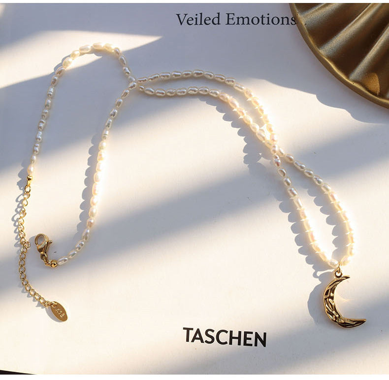 Retro Baroque Freshwater Pearl Clavicle Chain Titanium Steel Crescent Necklace