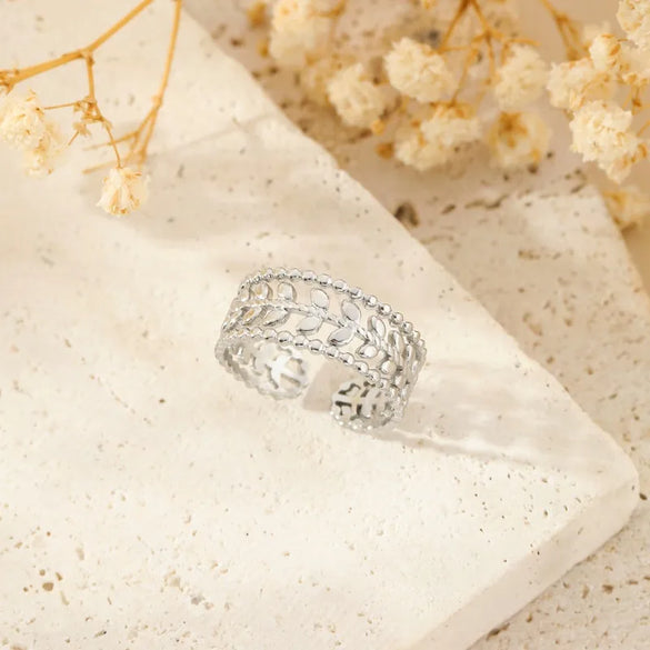 304 Stainless Steel 18K Gold Plated Modern Style Simple Style Geometric Solid Color Open Rings