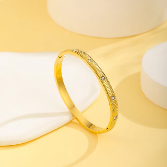 Simple Style Solid Color 304 Stainless Steel 18K Gold Plated Rhinestones Bangle In Bulk