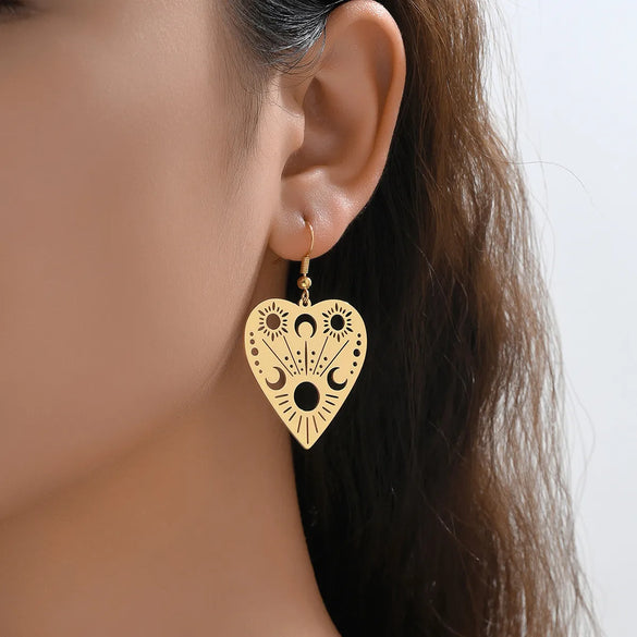 4 Pieces Classic Style Artistic Heart Shape Eye Rhombus Hollow Out Iron Drop Earrings