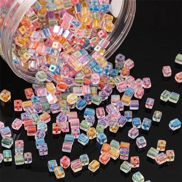 50 Pieces Glass Square Solid Color Beads