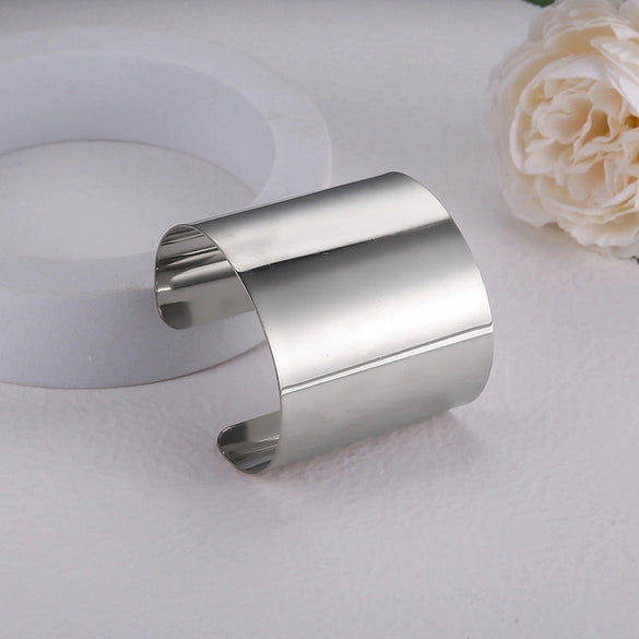 Hip-hop Classic Style Streetwear Animal Metal Plating Hollow Out Inlay Artificial Crystal Artificial Pearls Zircon 18k Gold Plated Silver Plated Wristband Bangle