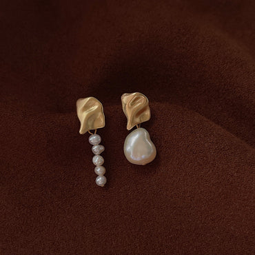 1 Pair Baroque Style Round Freshwater Pearl Copper Asymmetrical Earrings