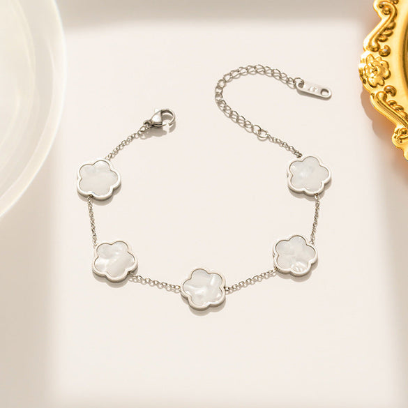 Moderate Luxury Rose Geometric Titanium Steel 18K Gold Plated Necklaces