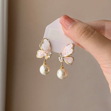 S925 Silver Pin Earrings Korean Luxury Niche Studs Retro Pearl Flower Temperament Versatile Earrings Wholesale Women