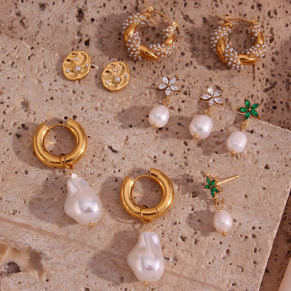 Casual Pearl Geometric Stainless Steel 18K Gold Plated Necklaces