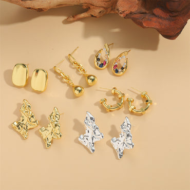 Cross-border hot-selling high-quality French retro high-end leaf design earrings are niche temperament and versatile earrings and accessories