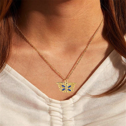 Fashion Letter Butterfly Alloy Inlay Women's Pendant Necklace 1 Piece