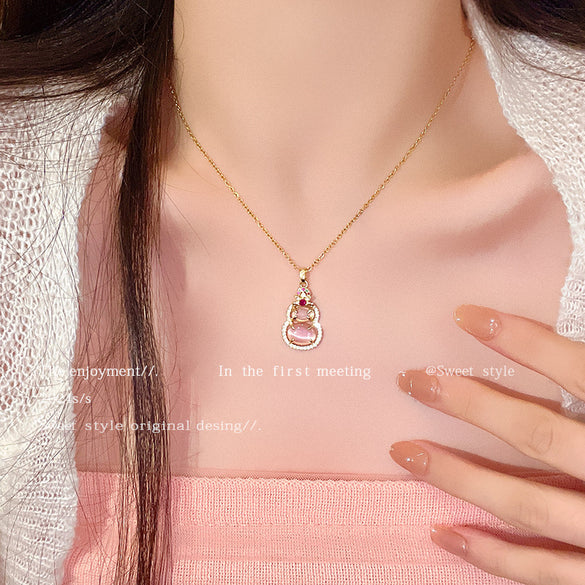 Korean version ins wind titanium steel necklace for girls' high-end sense versatile niche pearl collarbone chain pendant with jewelry wholesale