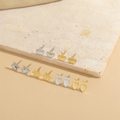 European and American hot-selling small and exquisite, delicate personality, six-pointed star design sense earrings, retro ins style, simple earrings for women