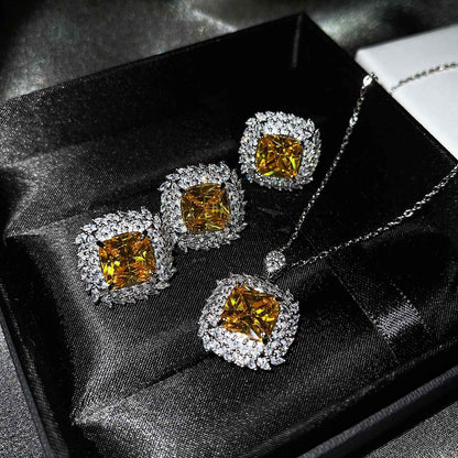 The New Luxury Color Treasure Set Inlaid With Ascher Yellow Diamonds Topa Blue Argyle Powder Ring Earrings Pendant