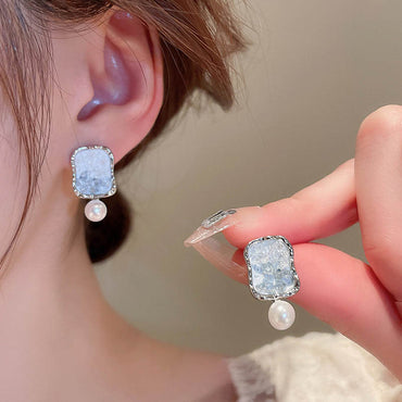 Blue gradient crystal pearl stud earrings light luxury niche design luxury earrings 2024 new earrings earrings for women
