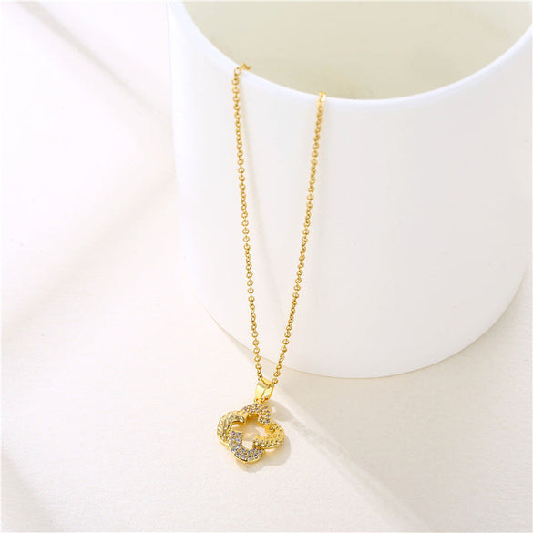 Women Minimalist Geometric Metal Four-leaf Clover Stainless Steel Electroplating Necklaces