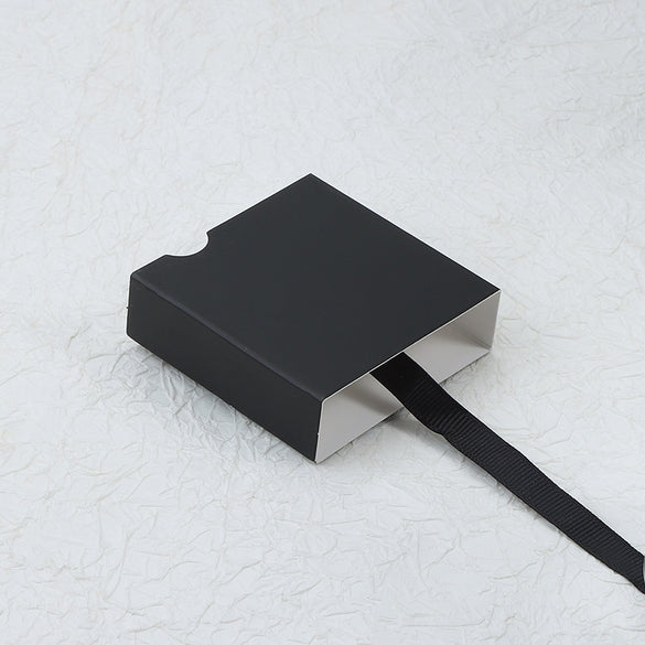 Classic black PE film dustproof and antioxidant suspension box jewelry storage box jewelry necklace ring display box