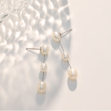 1 Pair Elegant Water Droplets Beaded Freshwater Pearl Copper Drop Earrings