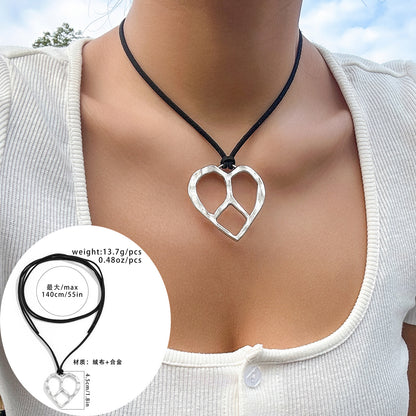 European and American cross-border exaggerated hot girl metal love necklace simple adjustable flannel wax thread necklace jewelry