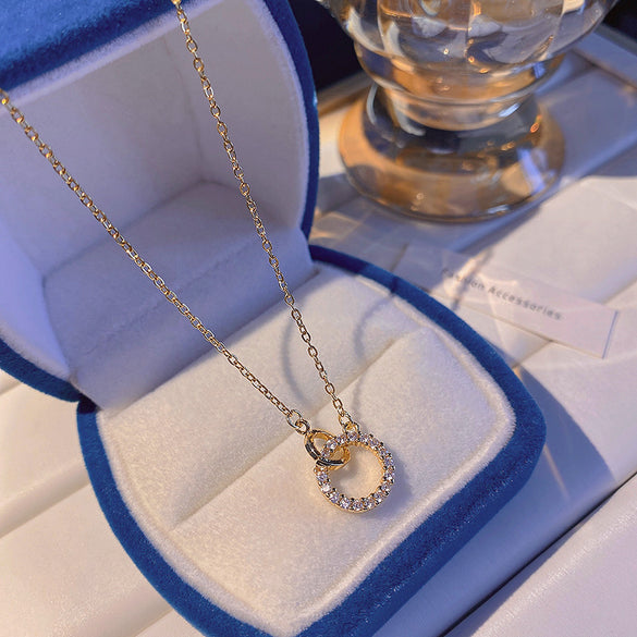 Korean version ins wind titanium steel necklace for girls' high-end sense versatile niche pearl collarbone chain pendant with jewelry wholesale