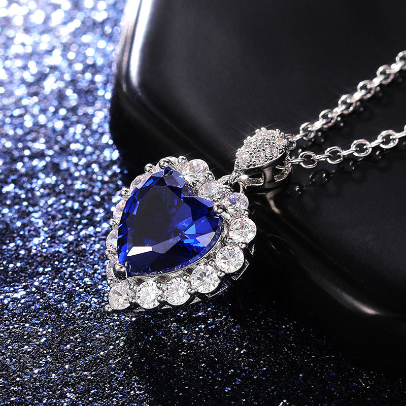 Fashion New Inlaid Royal Blue Love-shaped Copper Necklace