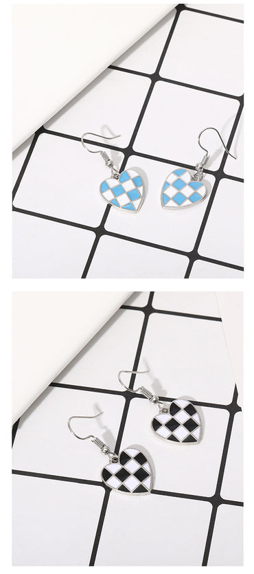New Black And White Checkerboard Lattice Alloy Drop Oil Heart Earrings