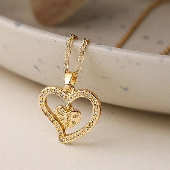 Simple Style Commute Heart Shape Copper 18k Gold Plated Zircon Pendant Necklace In Bulk