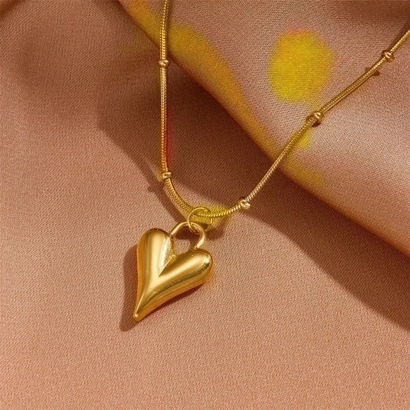 Wholesale Classic Style Heart Shape Titanium Steel Inlay Zircon Jewelry Set