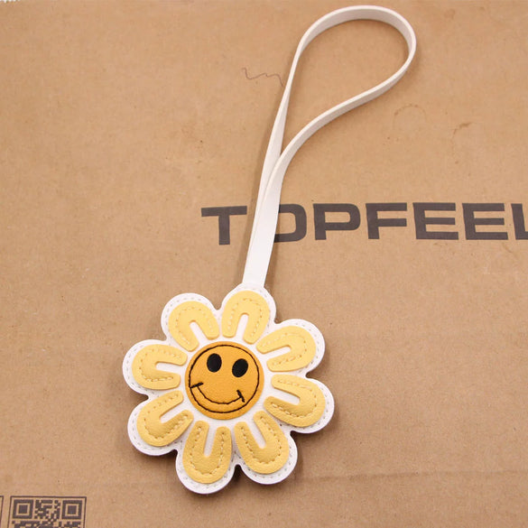 Accessories Pendant Jewelry Cotton Leather Artificial Leather With Smiley Face Sunflower Little Bear Pig Small Animal Electroplating