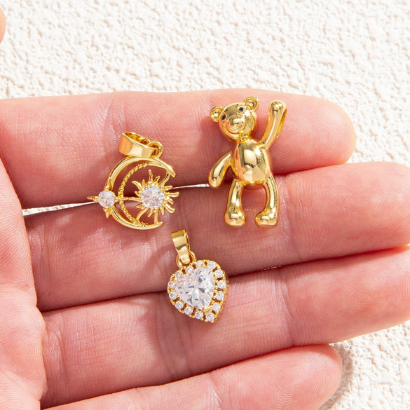 Accessories Stainless Steel Copper Inlaid Zirconium Bear Heart Diamond Moon Pendant With O Shaped Chain Electroplated Design