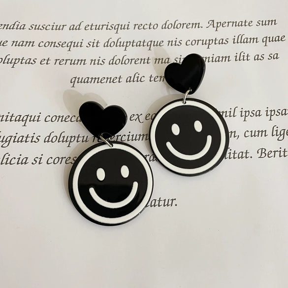 Acrylic Black And White Plaid Geometric Ear Clip Earrings With Heart And Smiley Face Design For Women Retro Sweet Style