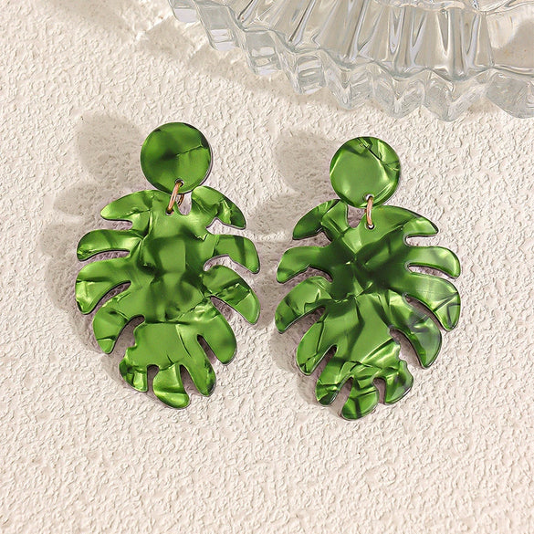 Acrylic Leaf Hoop Earrings Set With Hanging Leaf Details Versatile Botanical Style Jewelry For Women And Unisex Wear