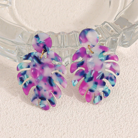 Acrylic Leaf Hoop Earrings Set With Hanging Leaf Details Versatile Botanical Style Jewelry For Women And Unisex Wear