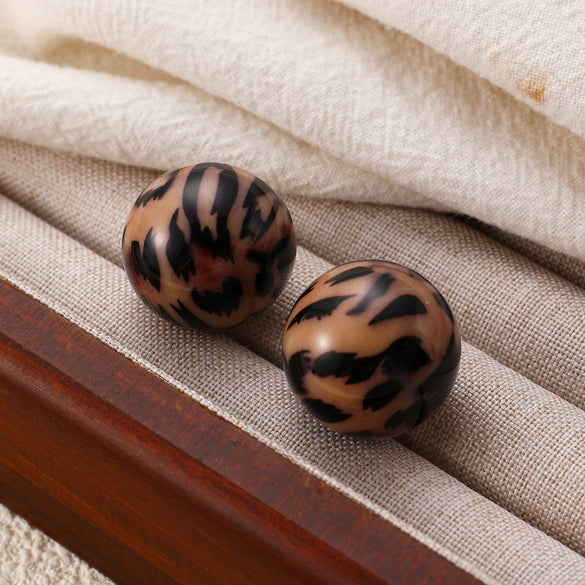 Acrylic Leopard Print Heart And Drop Shape Painted Women's Earrings Retro Style