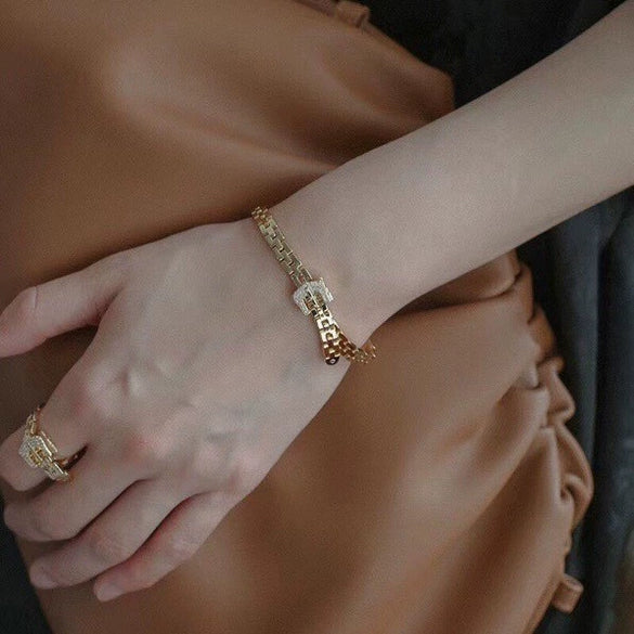 Adjustable Electroplated Copper Buckle Ring With Chain Detail Fashion Statement Ring Gift