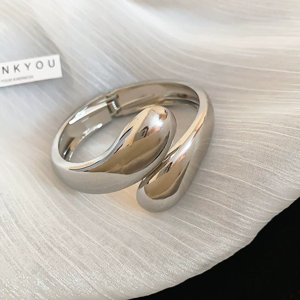 Adjustable Metal Opening Bracelet With Cold Style For Women Electroplated Simple High End Bracelet