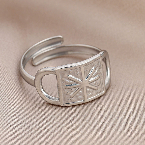 Adjustable Open Ring For Women In Simple Feather Leaf Design Made Of Titanium Steel With Electroplating