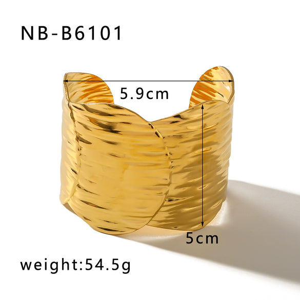 Adjustable Open Titanium Steel And 18K Stainless Steel Bracelet With Electroplating Treatment Metal Sense