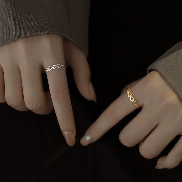 Adjustable Silver Triangle Ring With Simple Geometric Design And Electroplated Finish For Women And Unisex Niche Fashion Jewelry