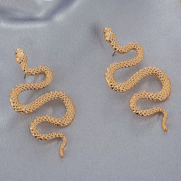Adjustable Snake Design Alloy Bracelet With Electroplating For Men And Women