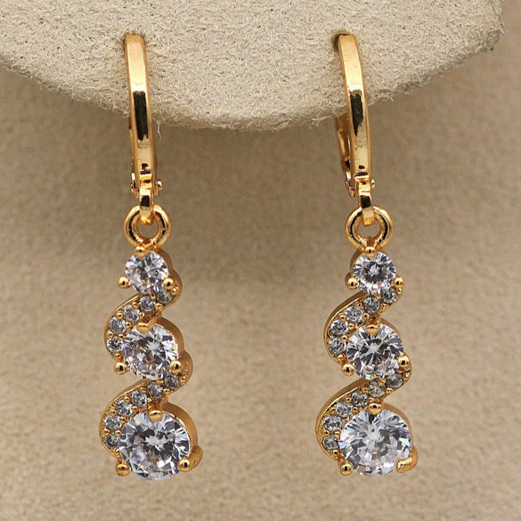 Allmatch Elegant Shiny Zircon Alloy Geometric Earrings