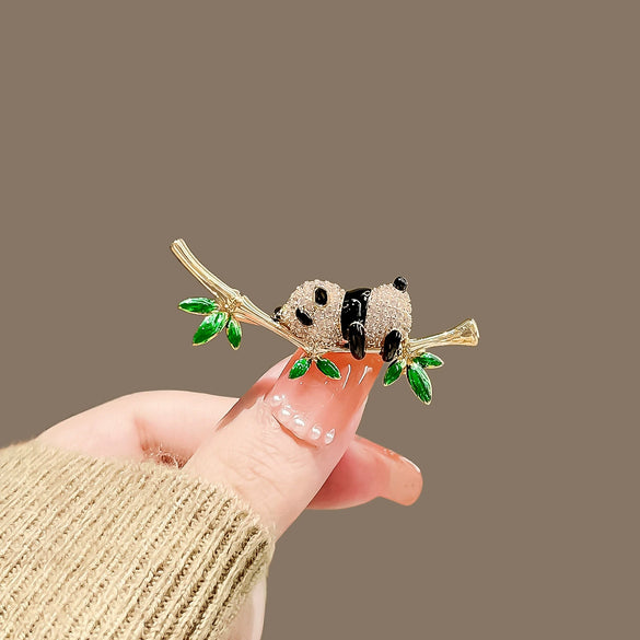 Allmatch Ladies Highend Alloy Animal Panda Brooch With Electroplating Treatment