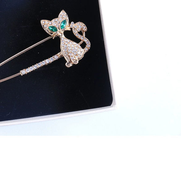 Alloy Animal Cartoon Brooch With Electroplating Multifunctional Unisex Clothing Accessory