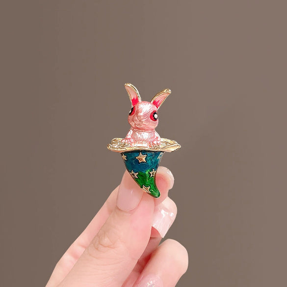 Alloy Animal Cartoon Rabbit Magic Hat Brooch For Women With Electroplating Design